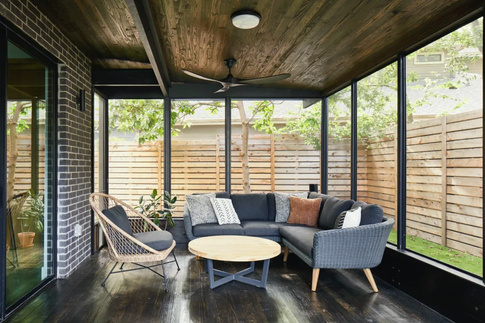 bespoke steel veranda by East Austin Carpenters - Photo 3