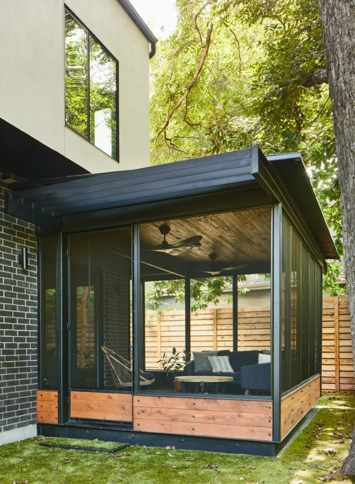 bespoke steel veranda by East Austin Carpenters - Photo 4