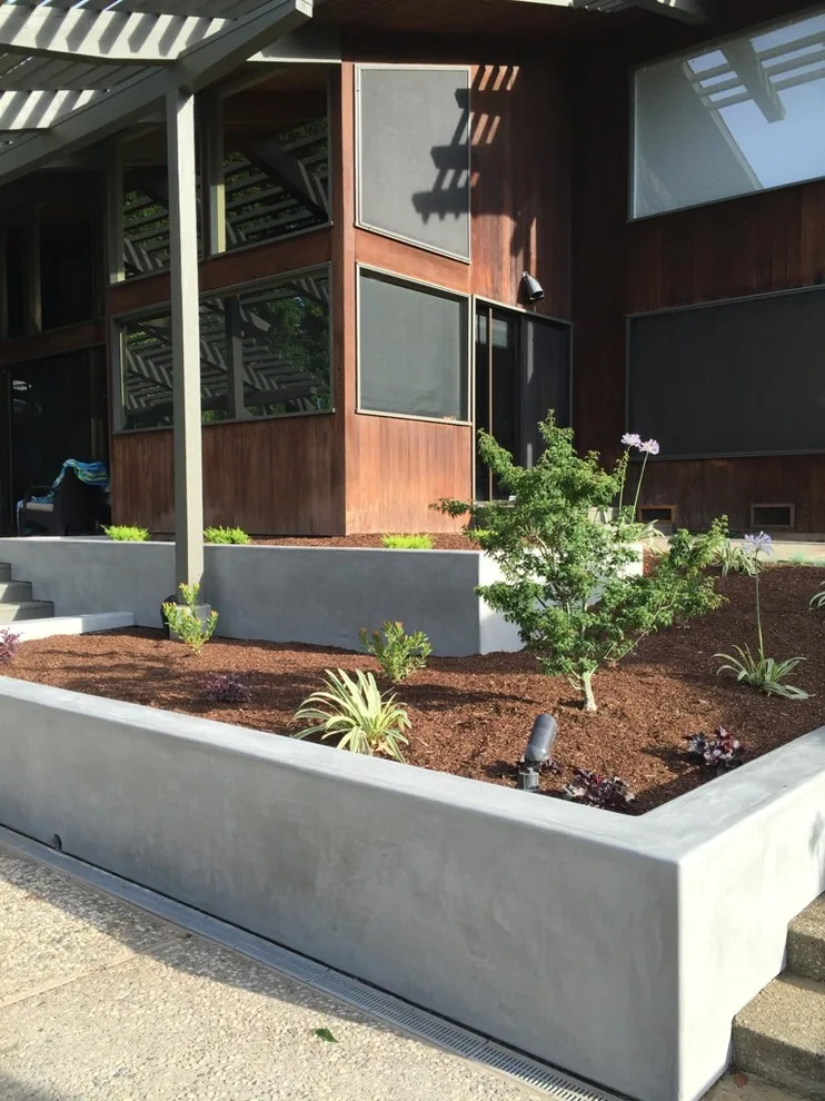Custom Design and Construction for Landscape and Hardscape by V-Builders - Photo 2