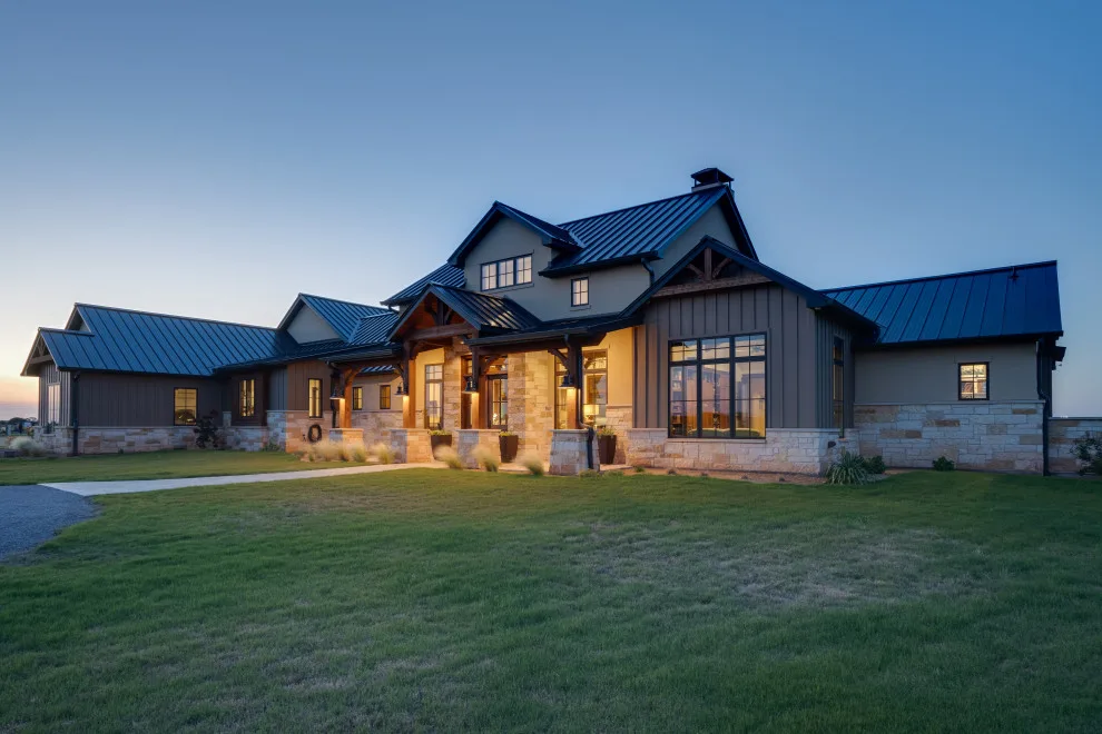 Decker Farms Contemporary Farmhouse by First Choice Custom Builders - Photo 16