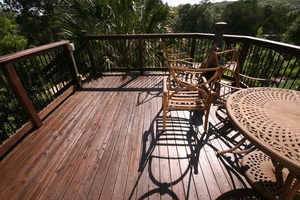 Decks and Patios: Renovation and Construction Projects by Renovate Paint And Design - Photo 9