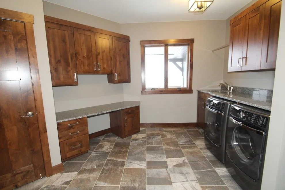 East Deer Creek Residence, St. Cloud MN by Schnettler Benning Custom Builders - Photo 12