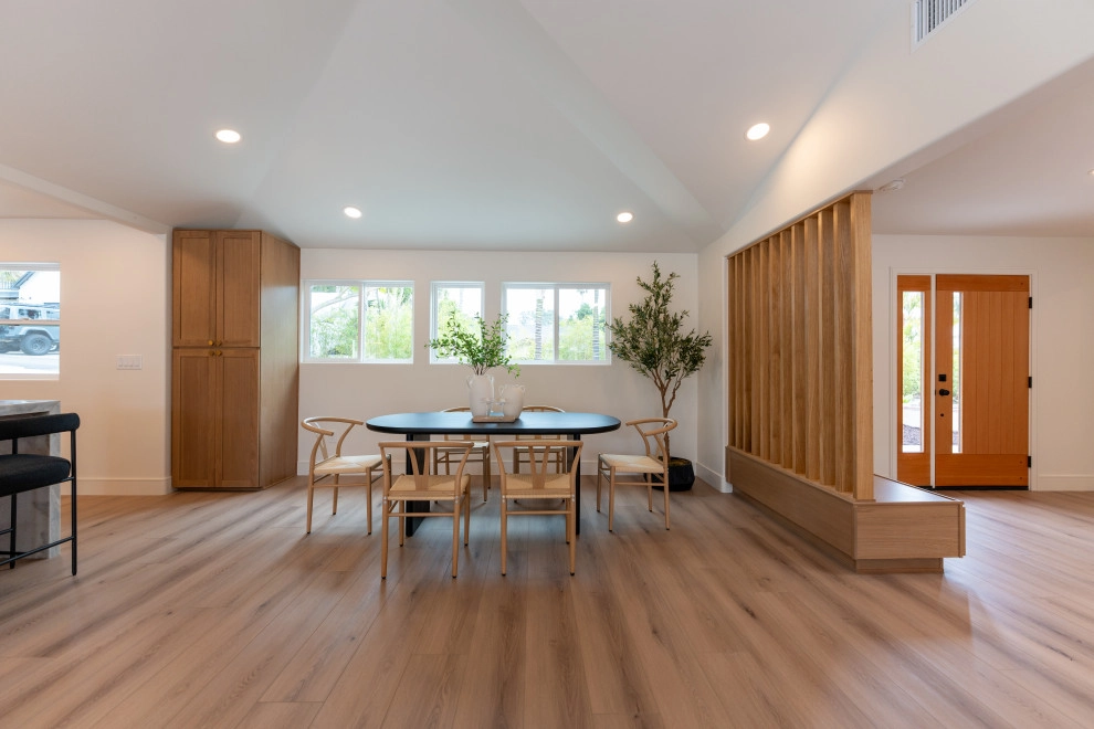 COMPLETE INTERIOR & EXTERIOR HOME RENOVATION by BNC Builders INC. - Photo 10