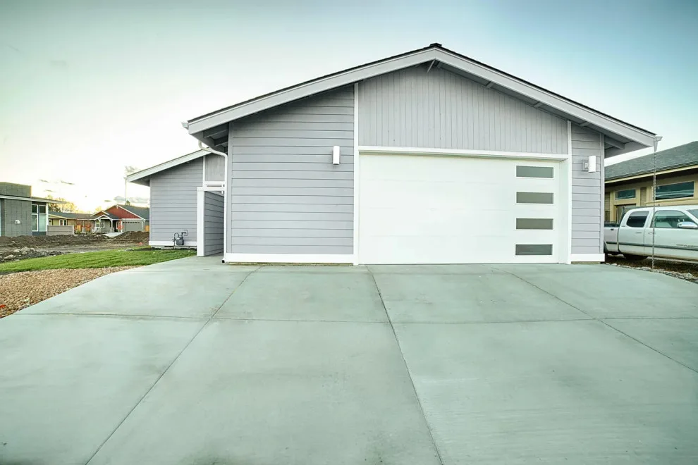 Canyon Rim Design and Construction by Ochoa Brothers Construction LLC - Photo 32