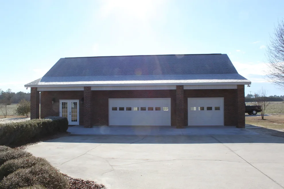 Dexter's Workshop by Wiggins Custom Builders - Photo 19