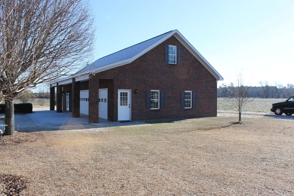 Dexter's Workshop by Wiggins Custom Builders - Photo 14