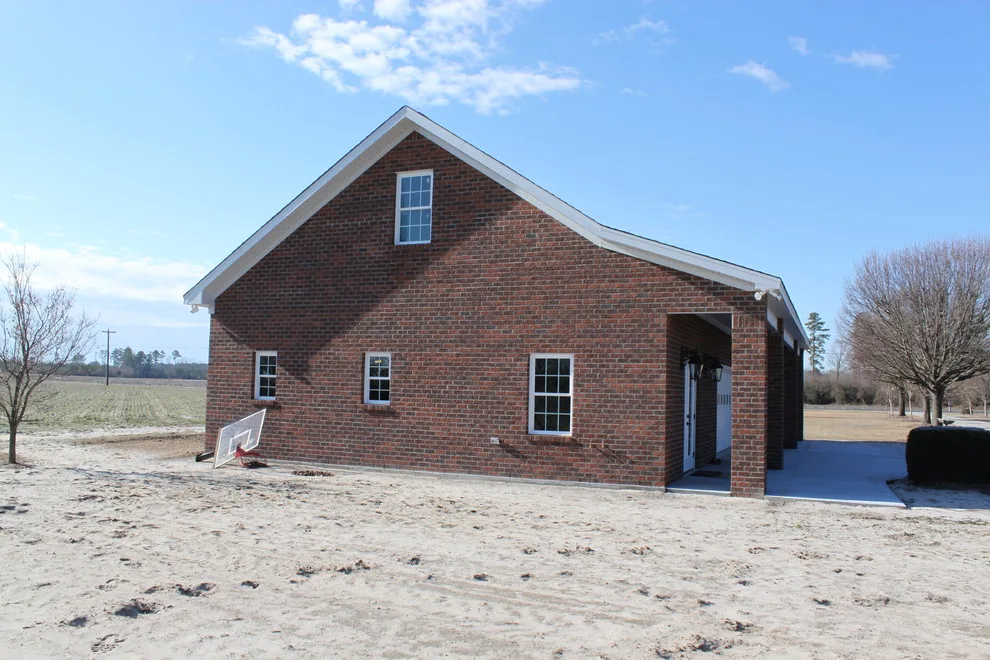 Wiggins Custom Builders - Photo 4
