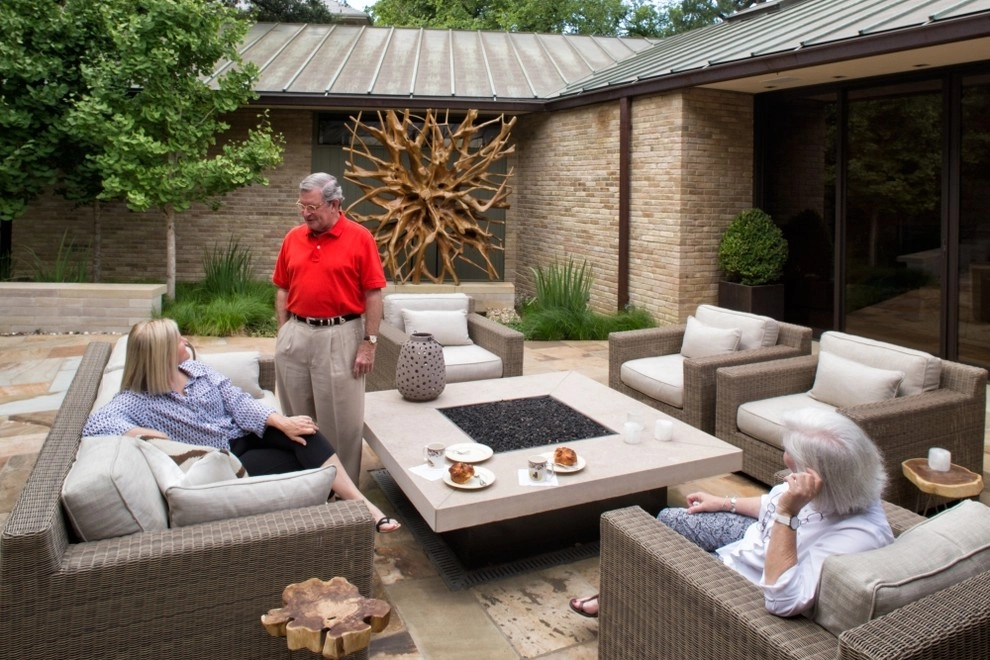 Midcentury Creekside by Studio Outside Landscape Architects - Photo 3