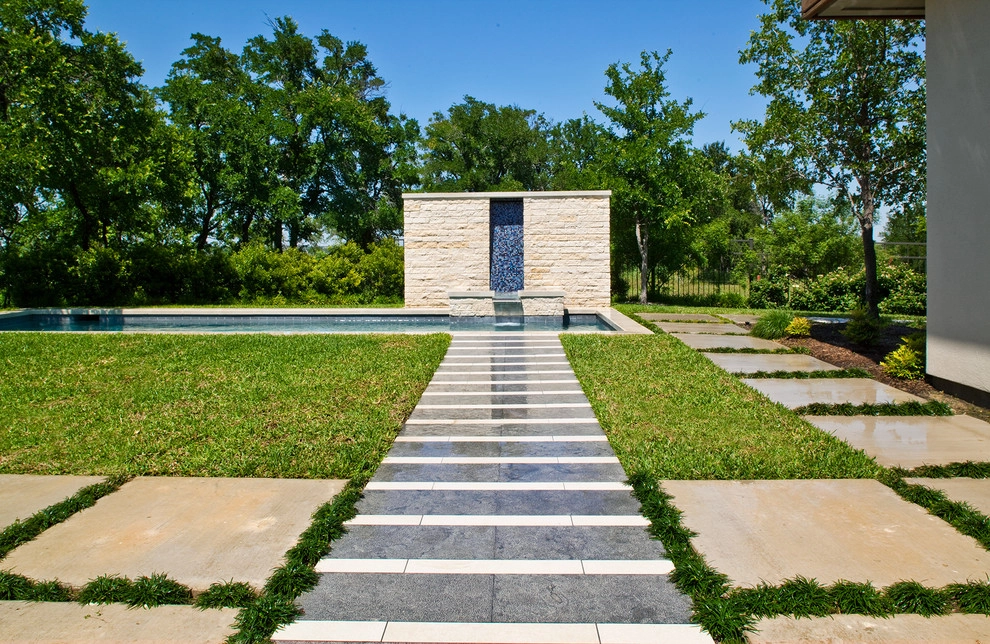 Private Residence Fort Worth, Texas by Studio Outside Landscape Architects - Photo 2