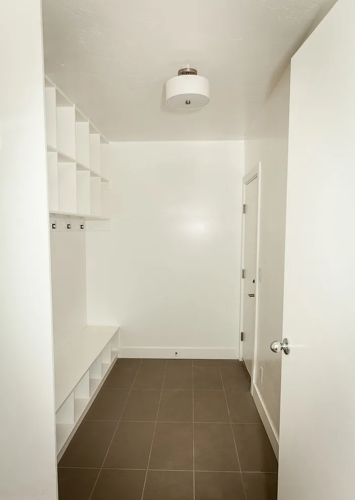 Diana Avenue by DFS Construction Inc. - Photo 29