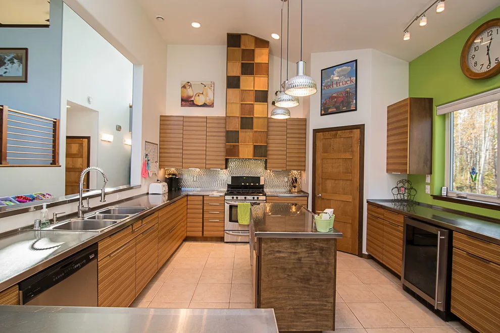 Evolyn Drive: Tailored Residence by Big Street Construction by Big Street Construction, Inc. - Photo 16