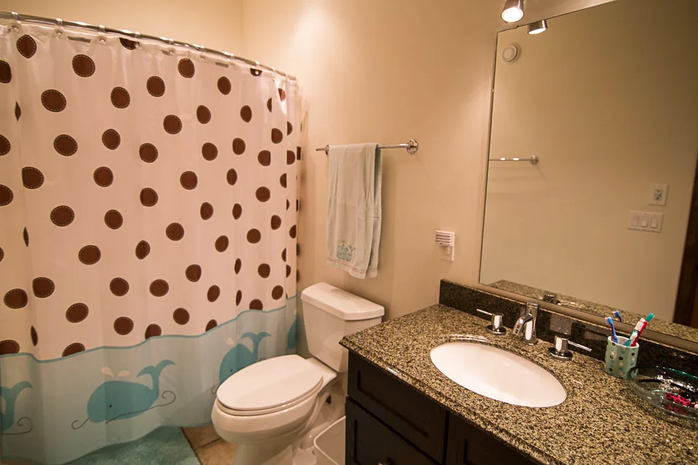 Evolyn Drive: Tailored Residence by Big Street Construction by Big Street Construction, Inc. - Photo 5
