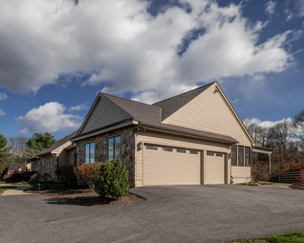 Dogwood Heights by Hazley Builders | Architects - Photo 29