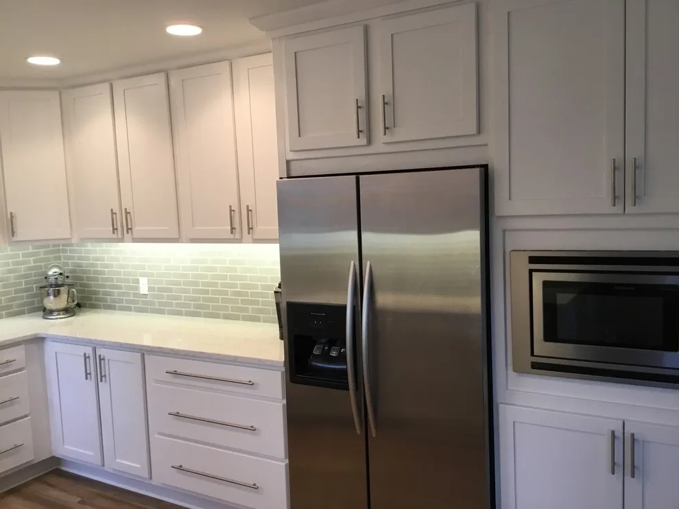 Dogwood Place Drive Kitchen by Lewis And Company Construction And Design - Photo 4