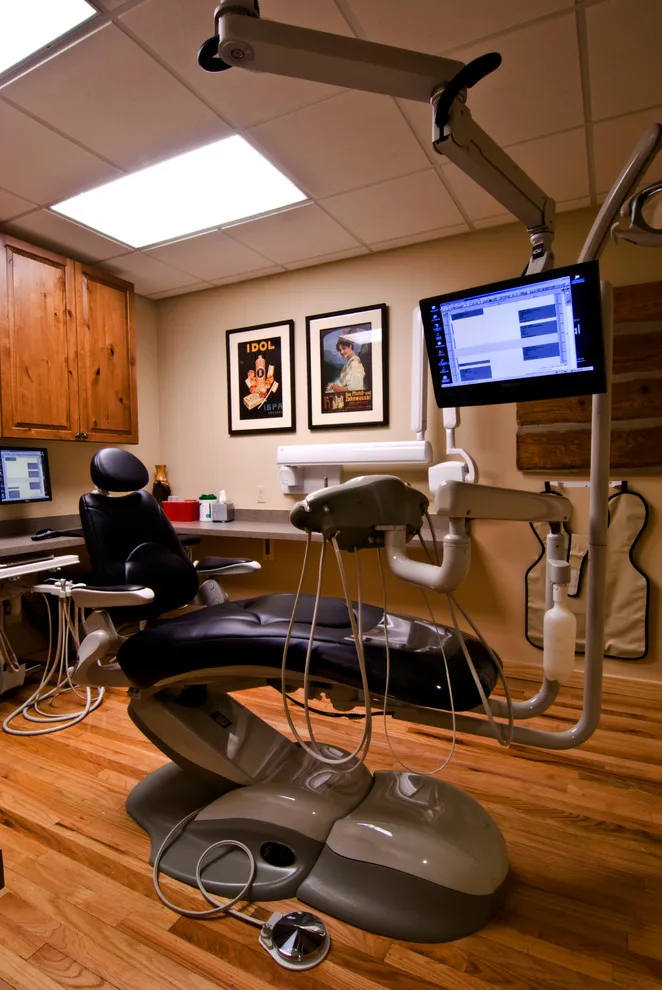 Don Brown DDS Business Renovation by Somrak Concept And Structure, Inc. - Photo 5