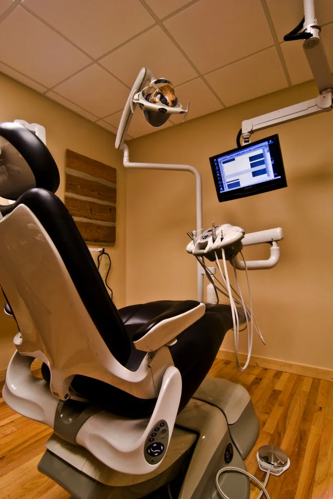 Don Brown DDS Business Renovation by Somrak Concept And Structure, Inc. - Photo 8