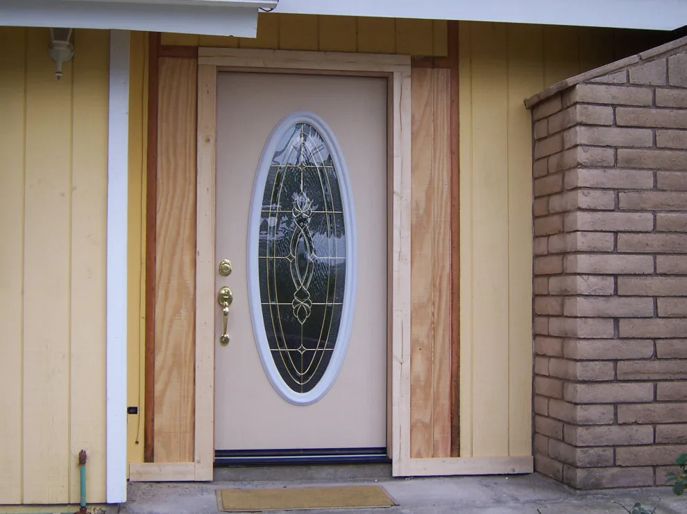 Entryways by Maroh Enterprises Inc. California Doors & Windows - Photo 5