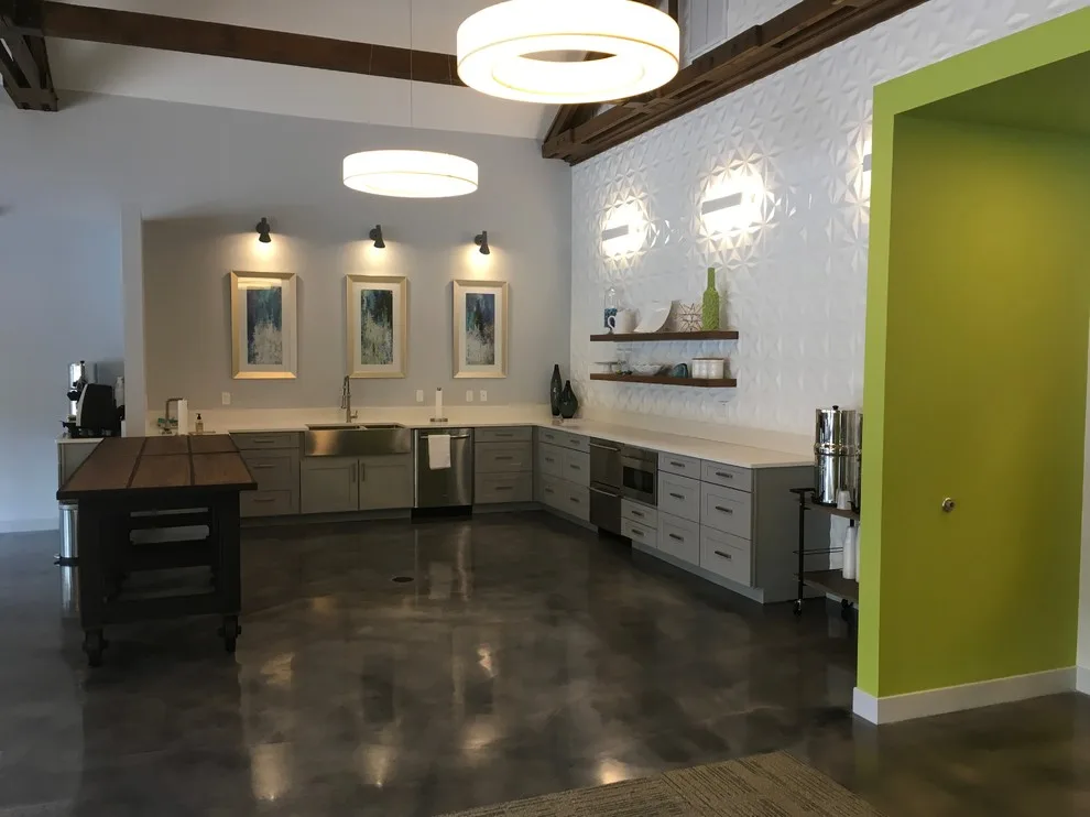 Bradenton Downtown Commercial by Trinity Custom Homes - Photo 5
