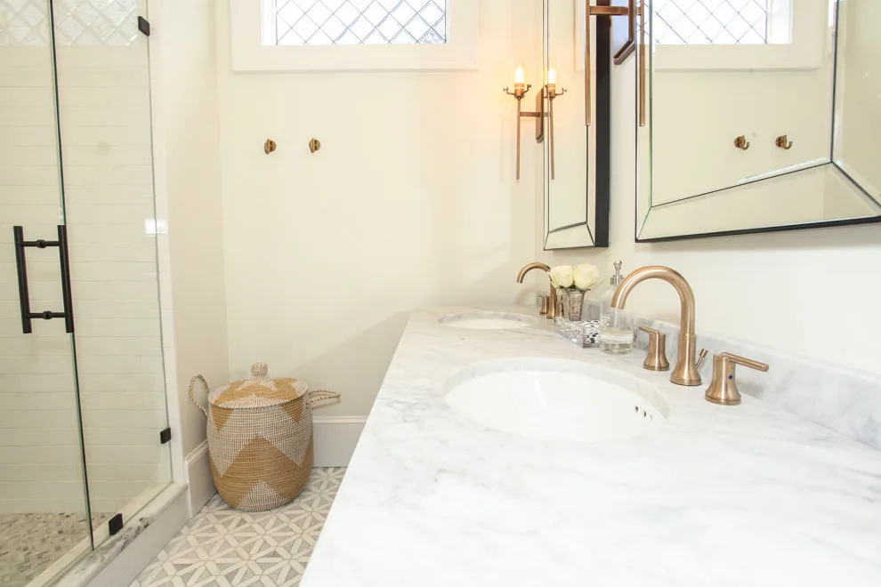 City Center Main Bathroom by Owners Choice Construction - Photo 4