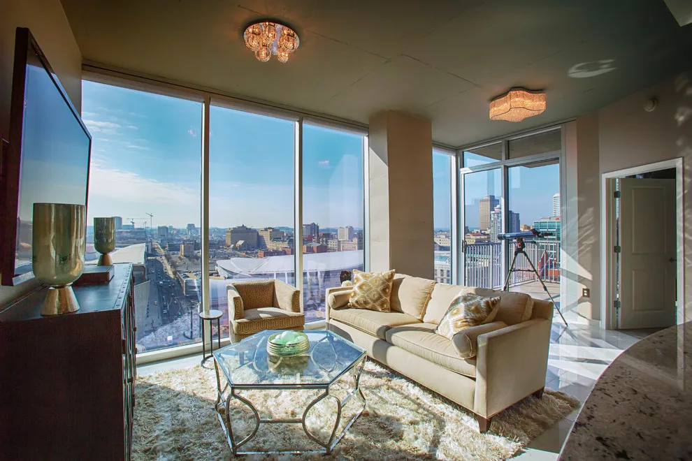 Nineteenth Floor Condominium in Downtown Nashville by Frank's Home Maintenance And General Contracting - Photo 4