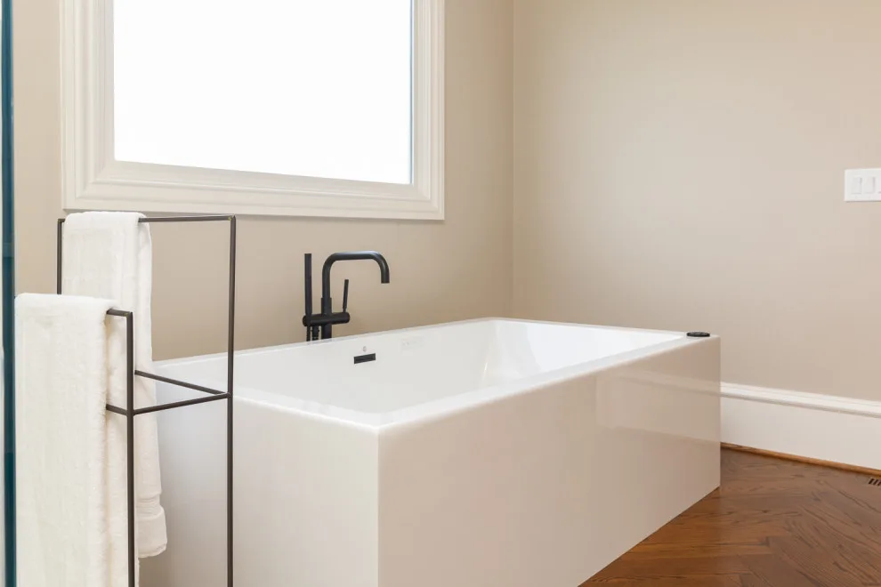 Drayton Primary Bath by Jill Of All Trades GA, LLC - Photo 12
