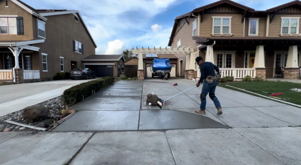 Livermore, CA Driveways by Valencia Construction Pros - Photo 2