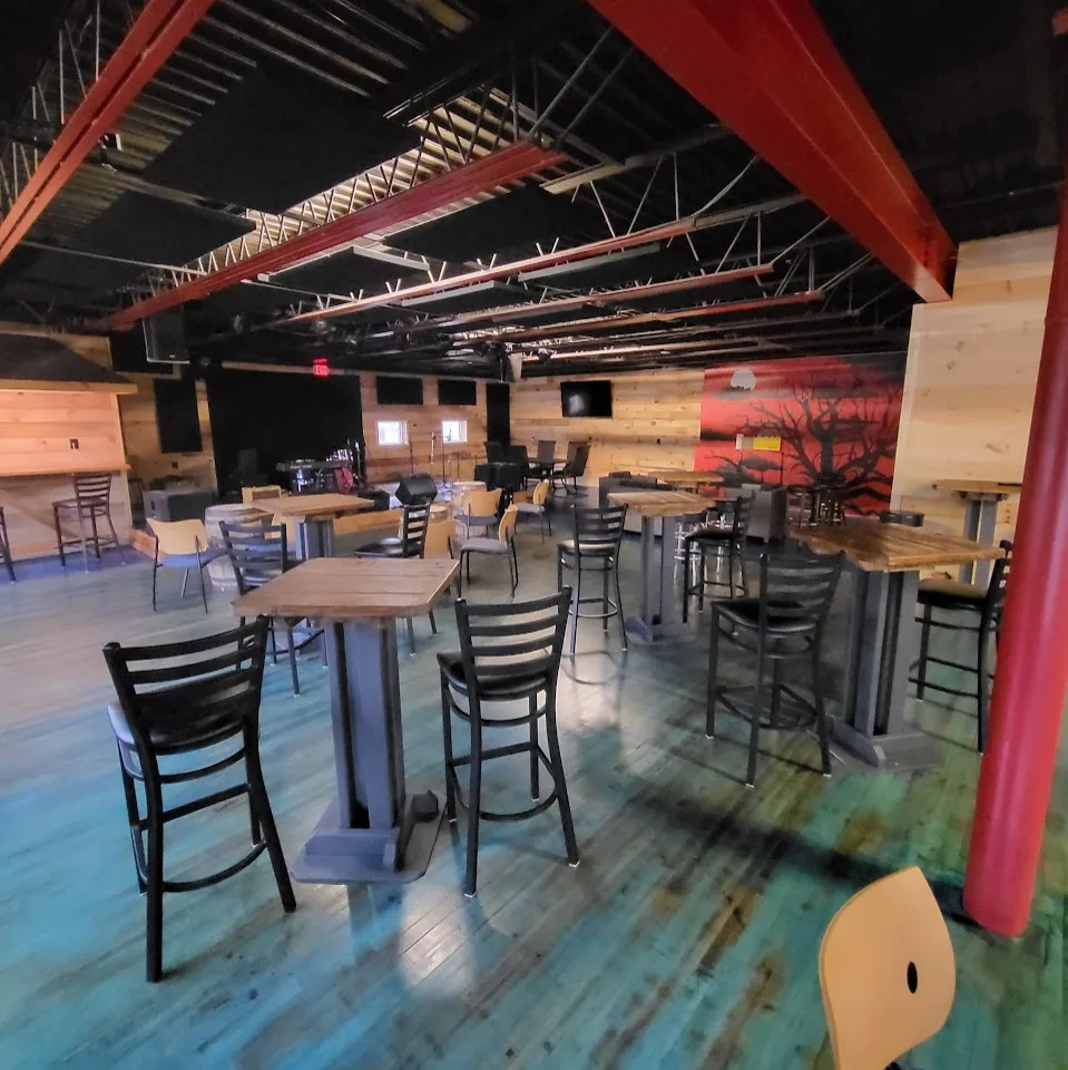 Rhythm and Rolls Stage & Sushi Lounge by Szczesniak Remodeling & Construction LLC - Photo 8