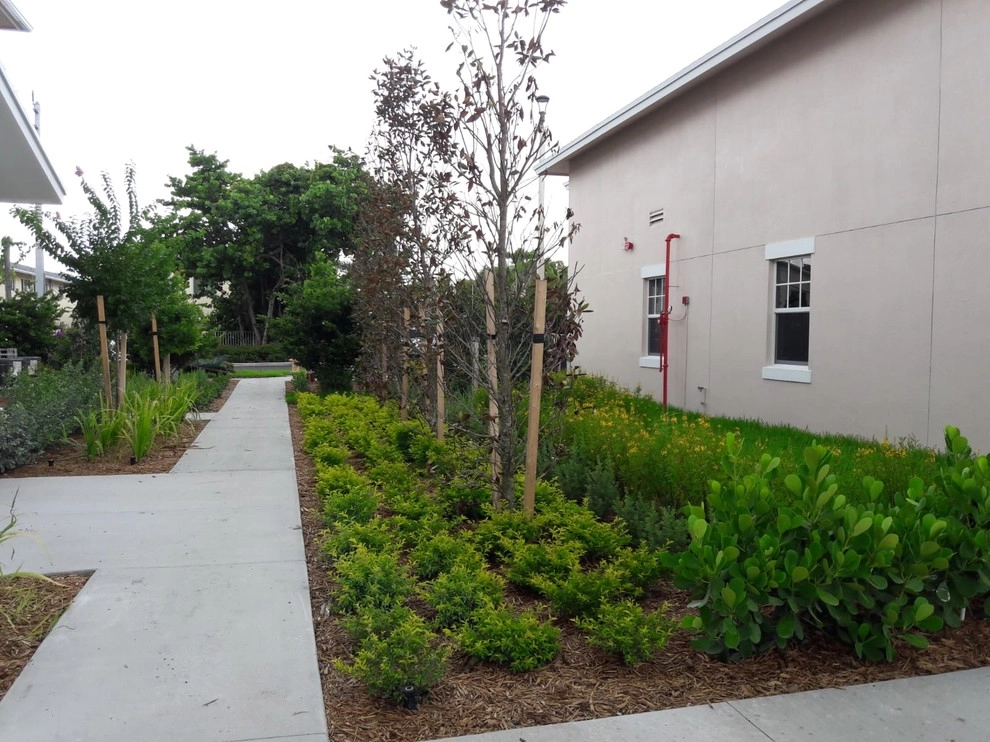 Broward County: Oakland by Sunset Gardens Inc. - Photo 14