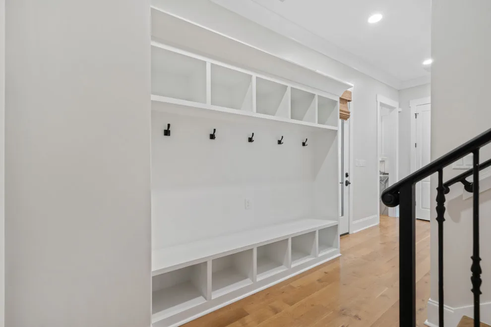 EADS CONSTRUCTION by HillCo Construction & Interior Transformations - Photo 10