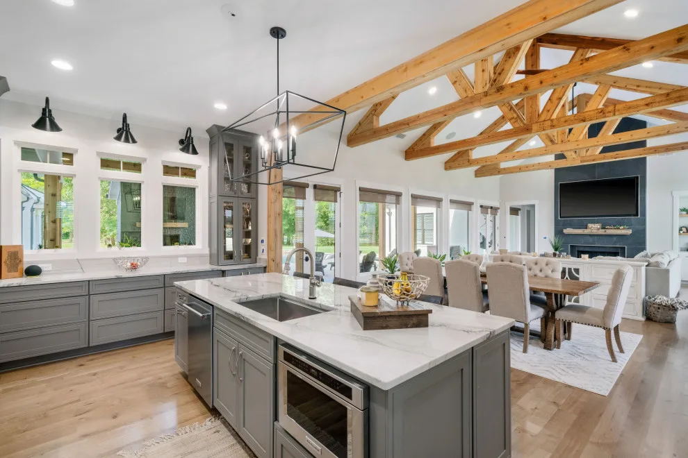 EADS CONSTRUCTION by HillCo Construction & Interior Transformations - Photo 15