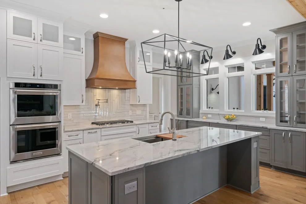 EADS CONSTRUCTION by HillCo Construction & Interior Transformations - Photo 17