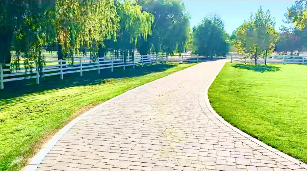 Outdoor Spaces, Paving, Water Features & Spas by ICG Construction & Landscaping - Photo 75