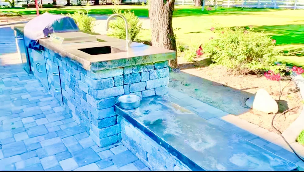 Outdoor Spaces, Paving, Water Features & Spas by ICG Construction & Landscaping - Photo 136