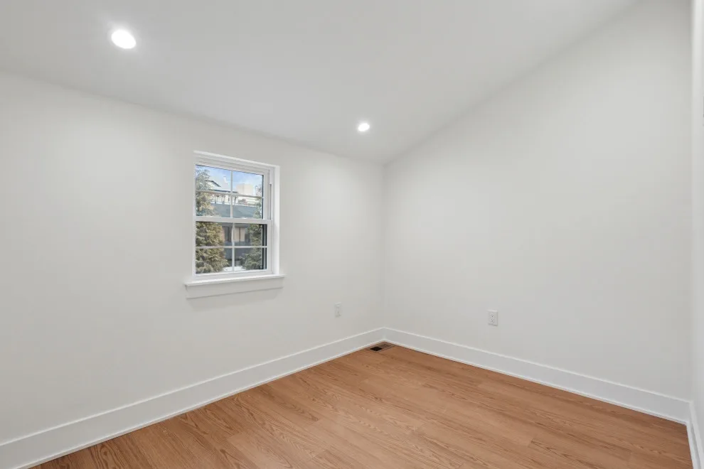 Earl Avenue by Ken Group LLC - Photo 24