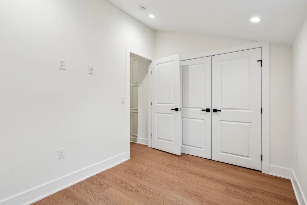 Earl Avenue by Ken Group LLC - Photo 5