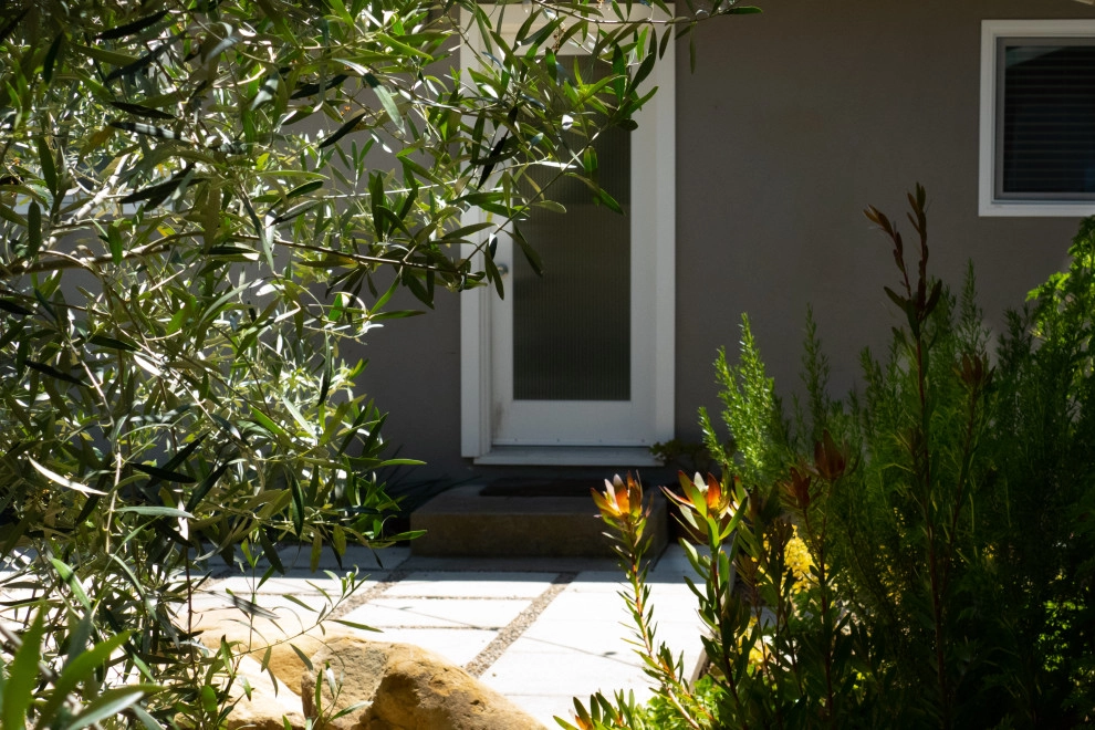 Modern Retreat by Sweet Smiling Landscapes - Photo 9