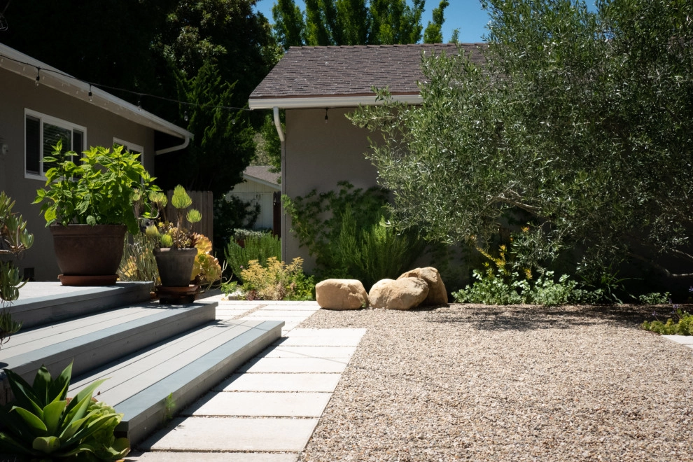 Modern Retreat by Sweet Smiling Landscapes - Photo 6