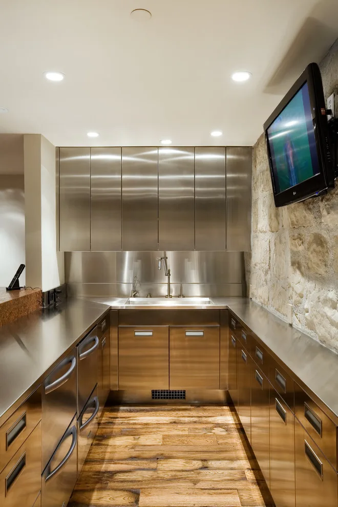 East Mountain Drive Residence in Montecito by Jed Hirsch, General Building Contractor, Inc. - Photo 16