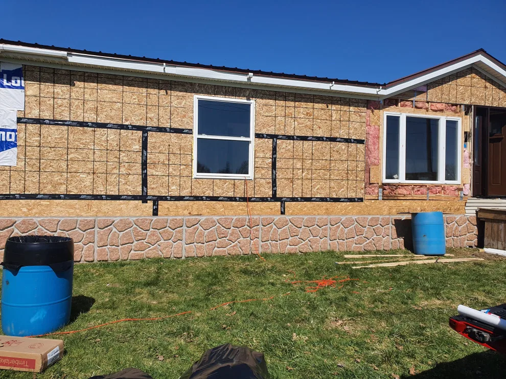 Eelweir siding project by Hills Handyman Services - Photo 20