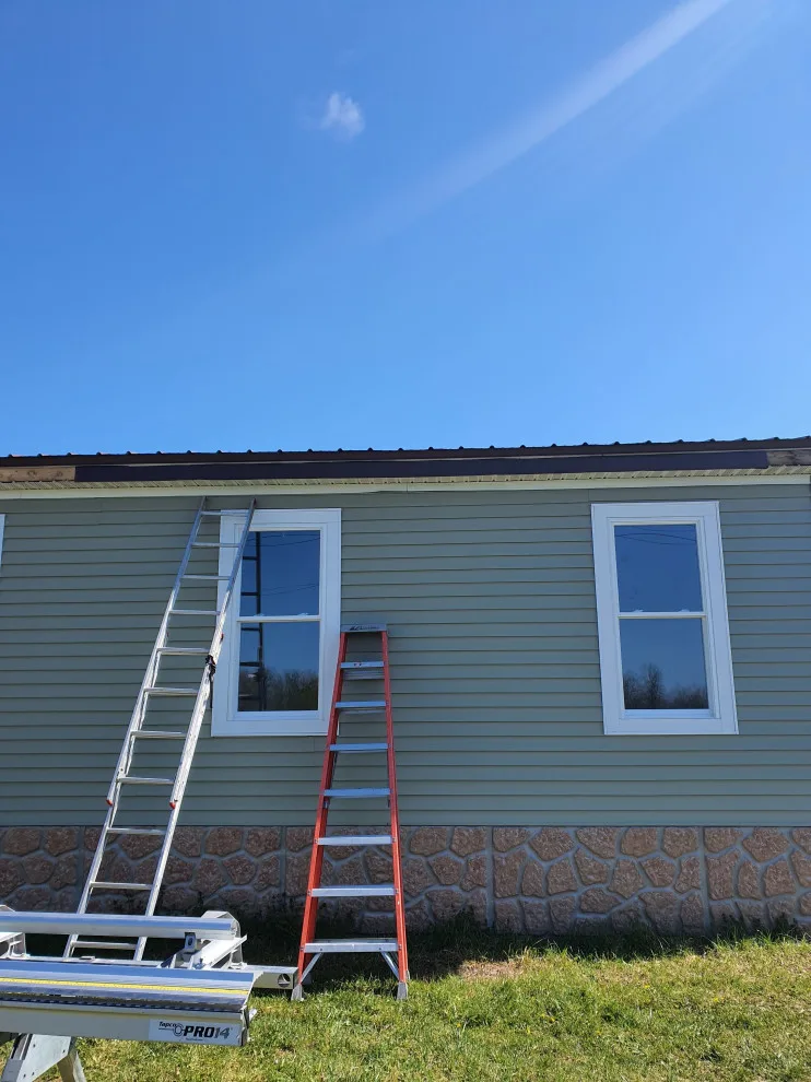 Eelweir siding project by Hills Handyman Services - Photo 16