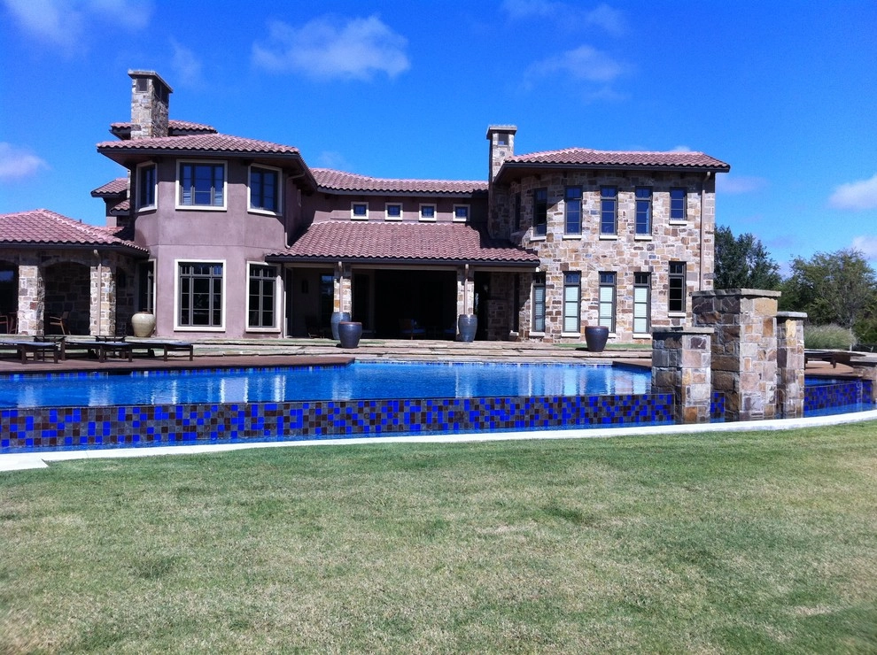 Prairie Mansion by Szafranski Landscape Architecture - Photo 4