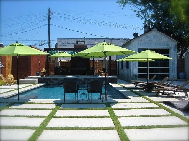 Downtown Warehouse by Szafranski Landscape Architecture - Photo 5