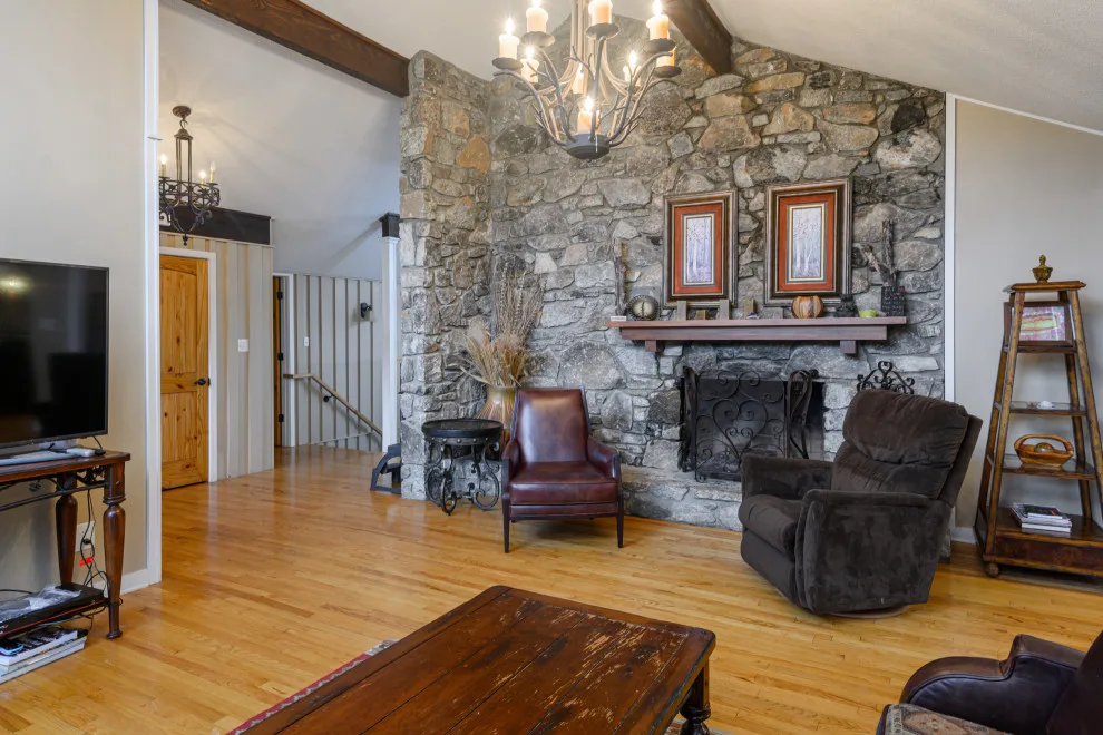 Chic Homes Culinary Upgrade by Semper Fi Custom Remodeling - Photo 8