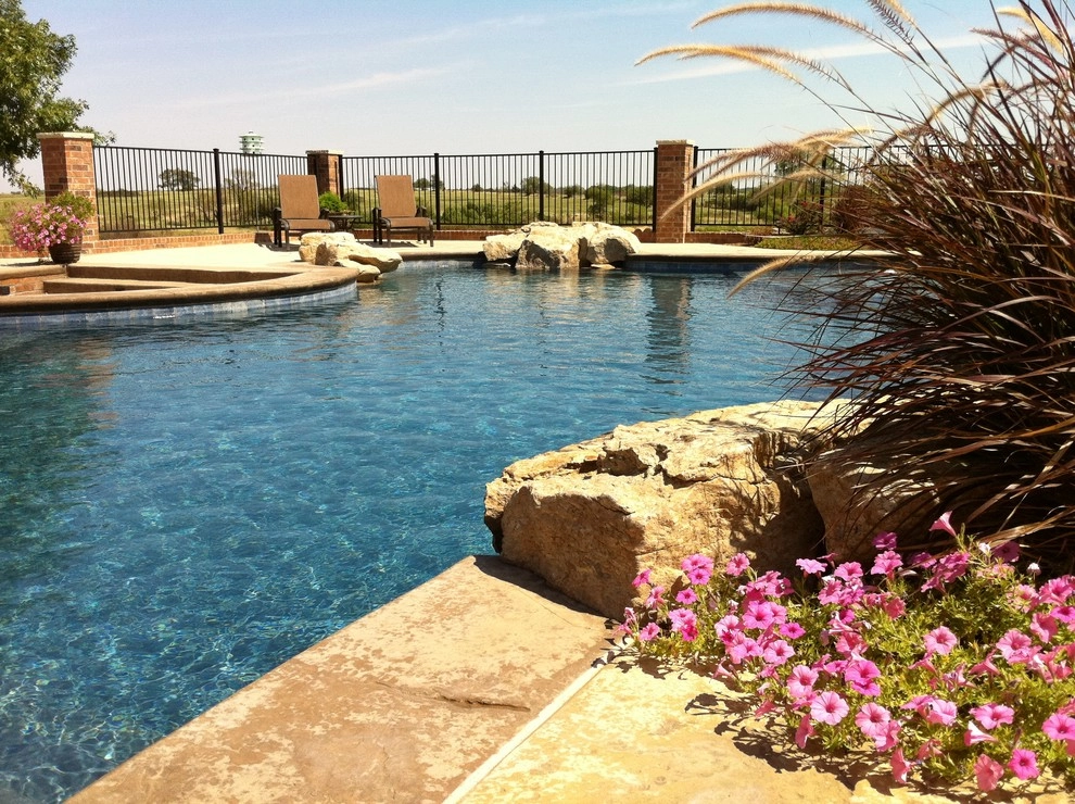 Prairie Poolside by Szafranski Landscape Architecture - Photo 3