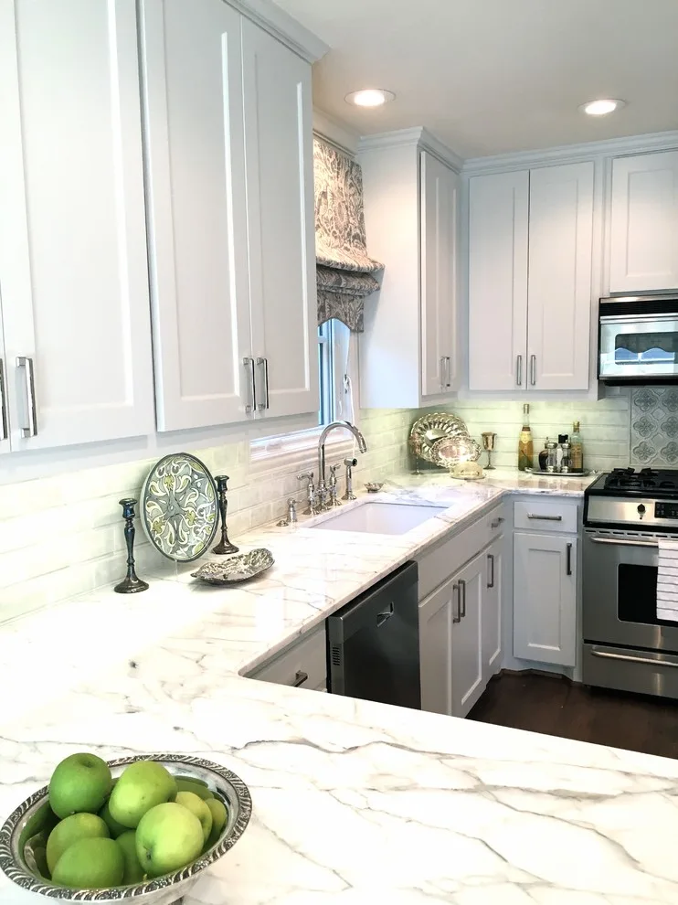 Chic Kitchen by Stringer Construction & Design - Photo 9