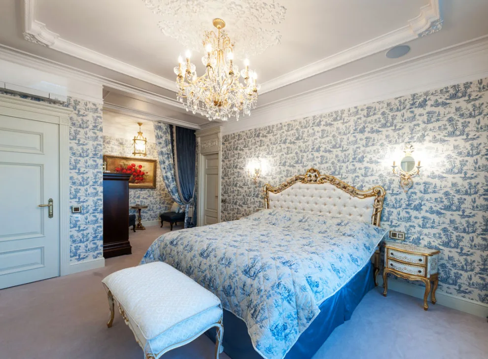 Sophisticated Neoclassicism by IDL Construction - Photo 2