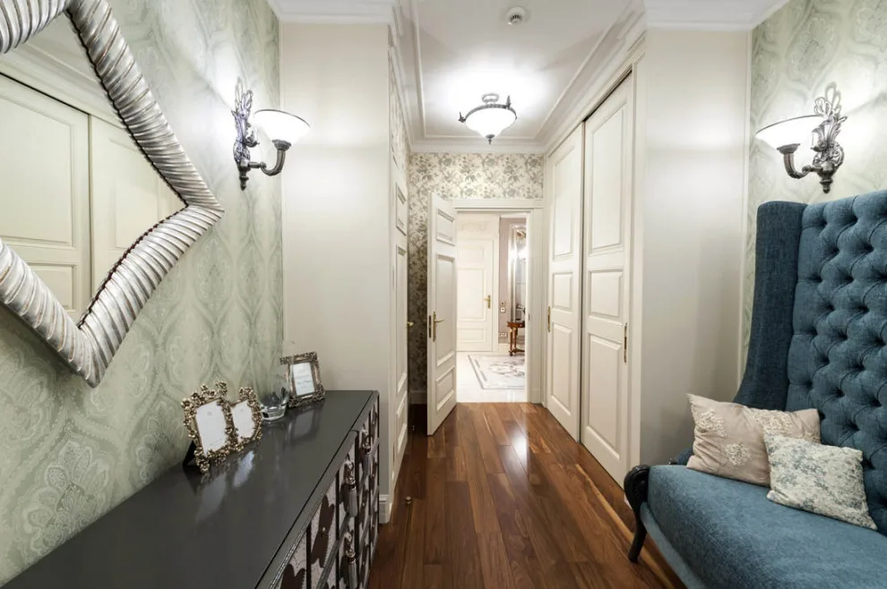 Sophisticated Neoclassicism by IDL Construction - Photo 98