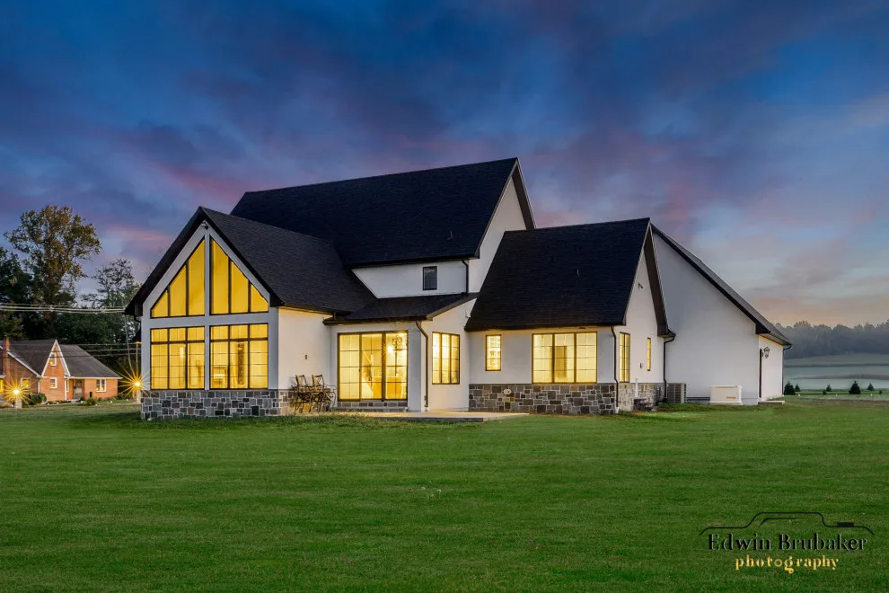 Elizabethtown Pennsylvania by S. Gerald Musser-Builder - Photo 15