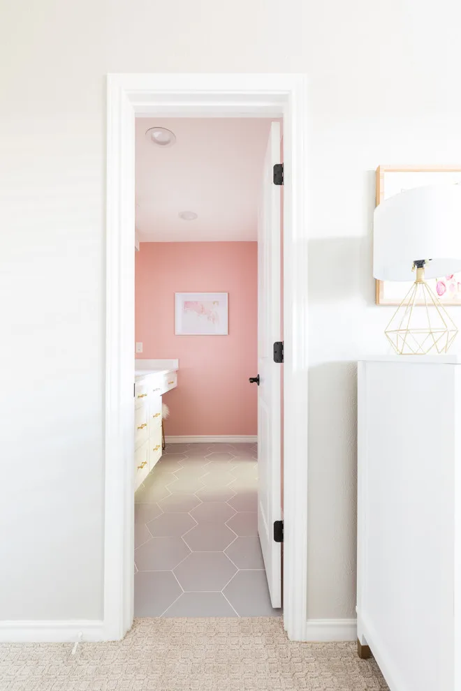 Ella's Blush Bathroom: Lake Highlands by Stringer Construction & Design - Photo 2