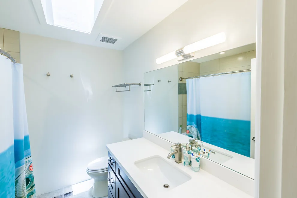 Encinitas Coastal Retreat by Priority 1 Project Management - Photo 14
